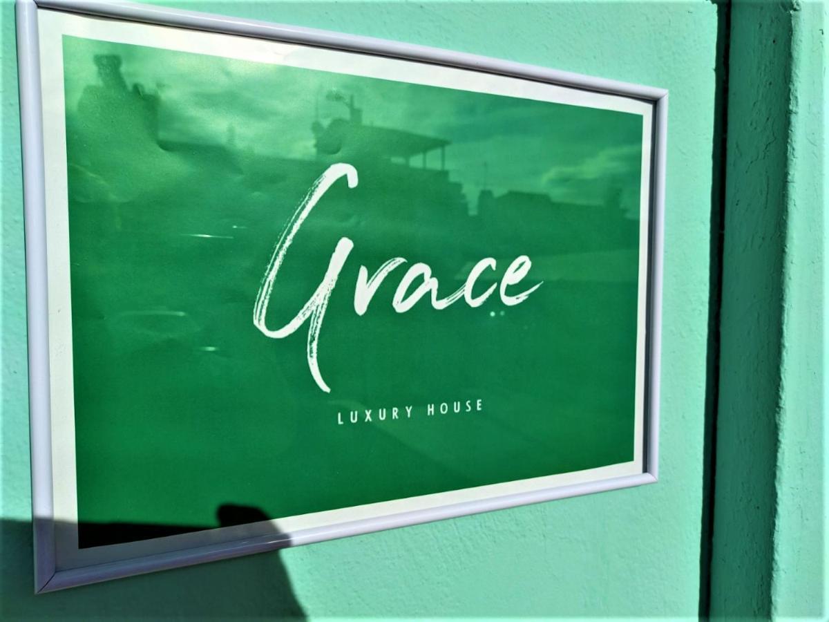 Grace : Garden And Terrace House Apartment Kavala