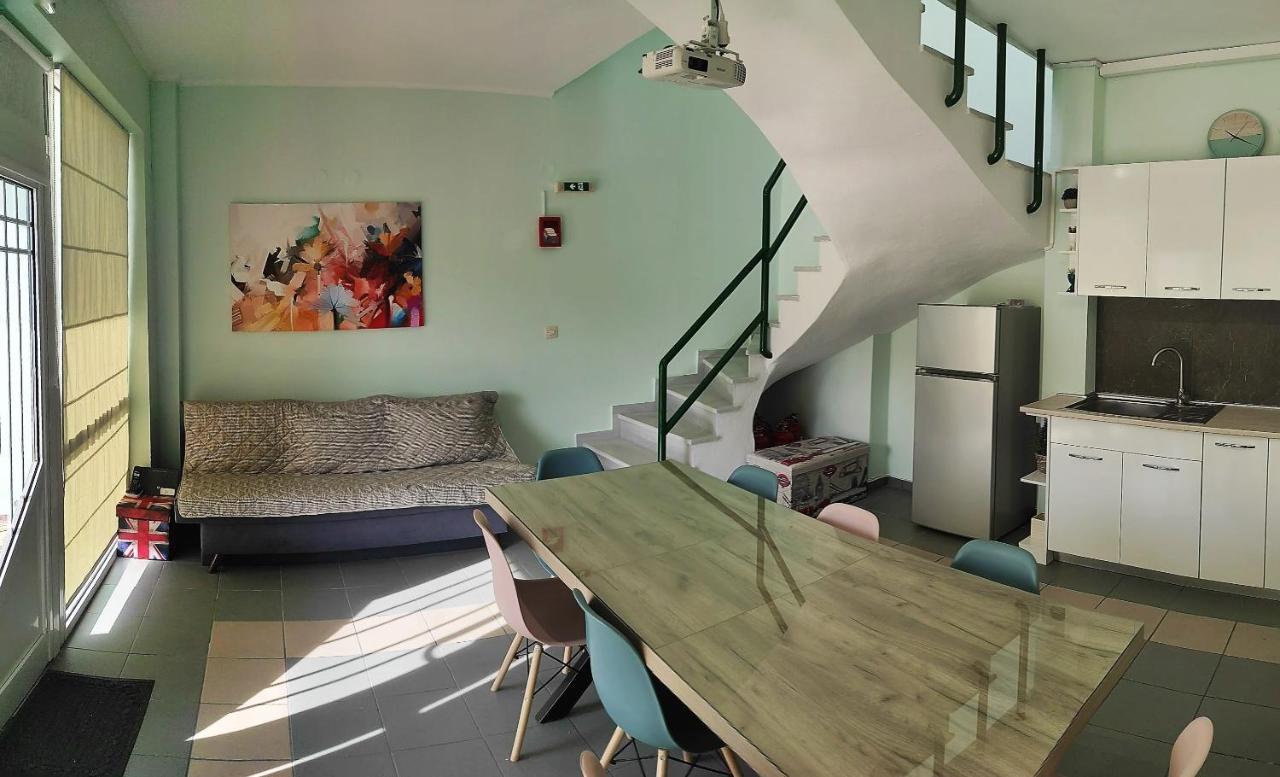 Grace : Garden And Terrace House Apartment Kavala